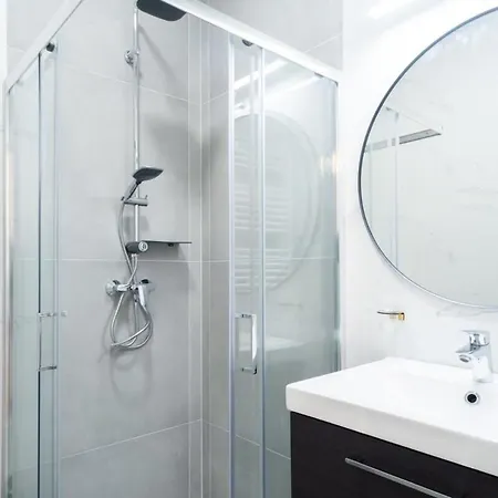 Large At Perfect Location Apartment Budapest