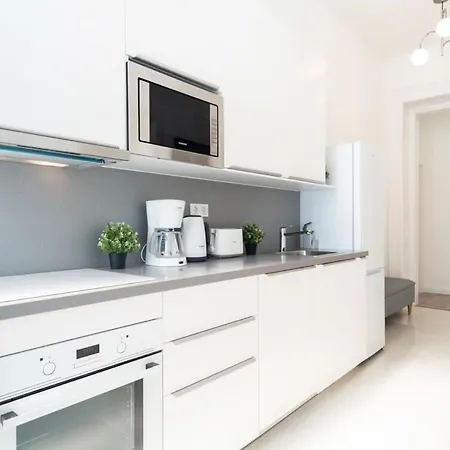 Large At Perfect Location * Budapest