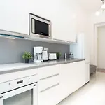 Large At Perfect Location * 부다페스트