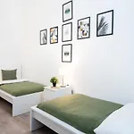 아파트 Large At Perfect Location *